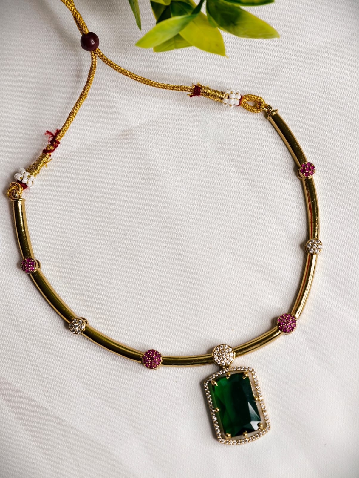 Green Pendant Hasli Necklace Set | GJNS064