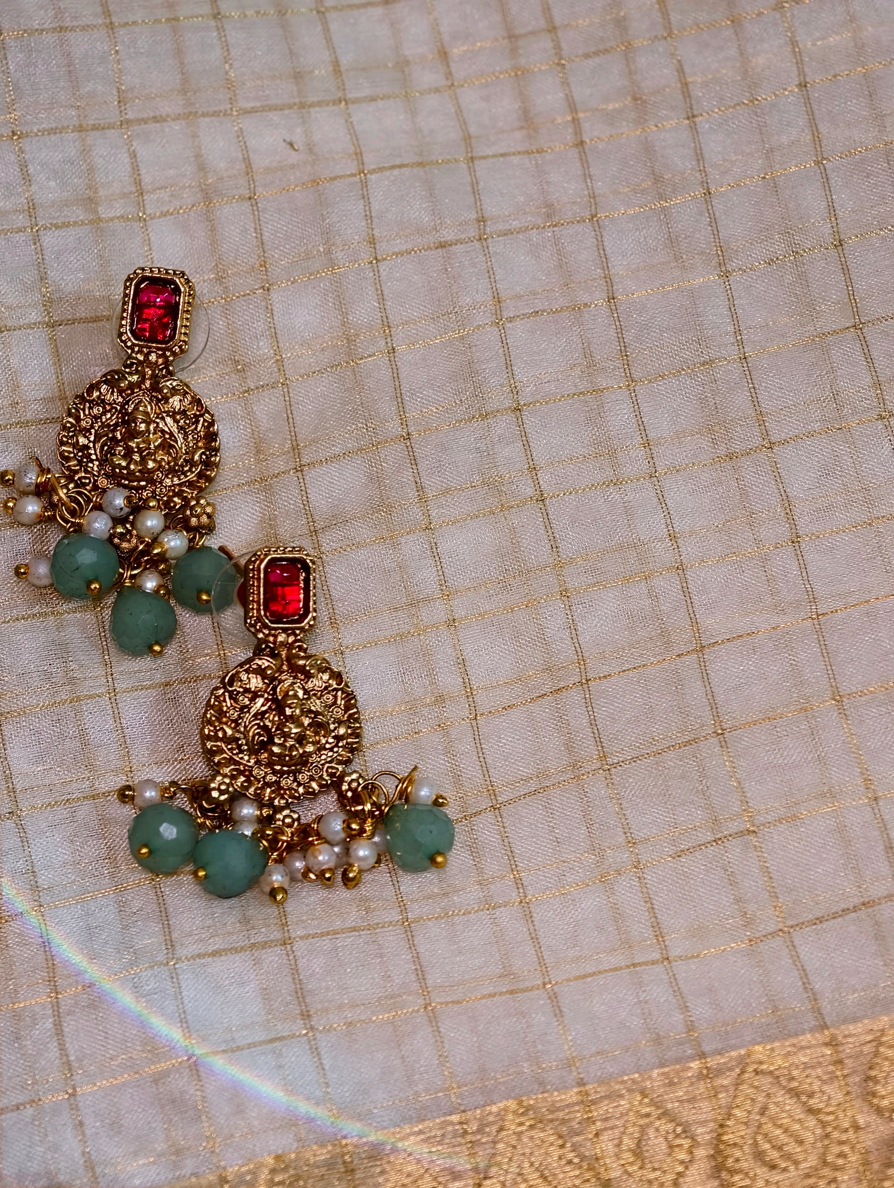 Pearl and turquoise beaded Lakshmi haar necklace set| GJNS021