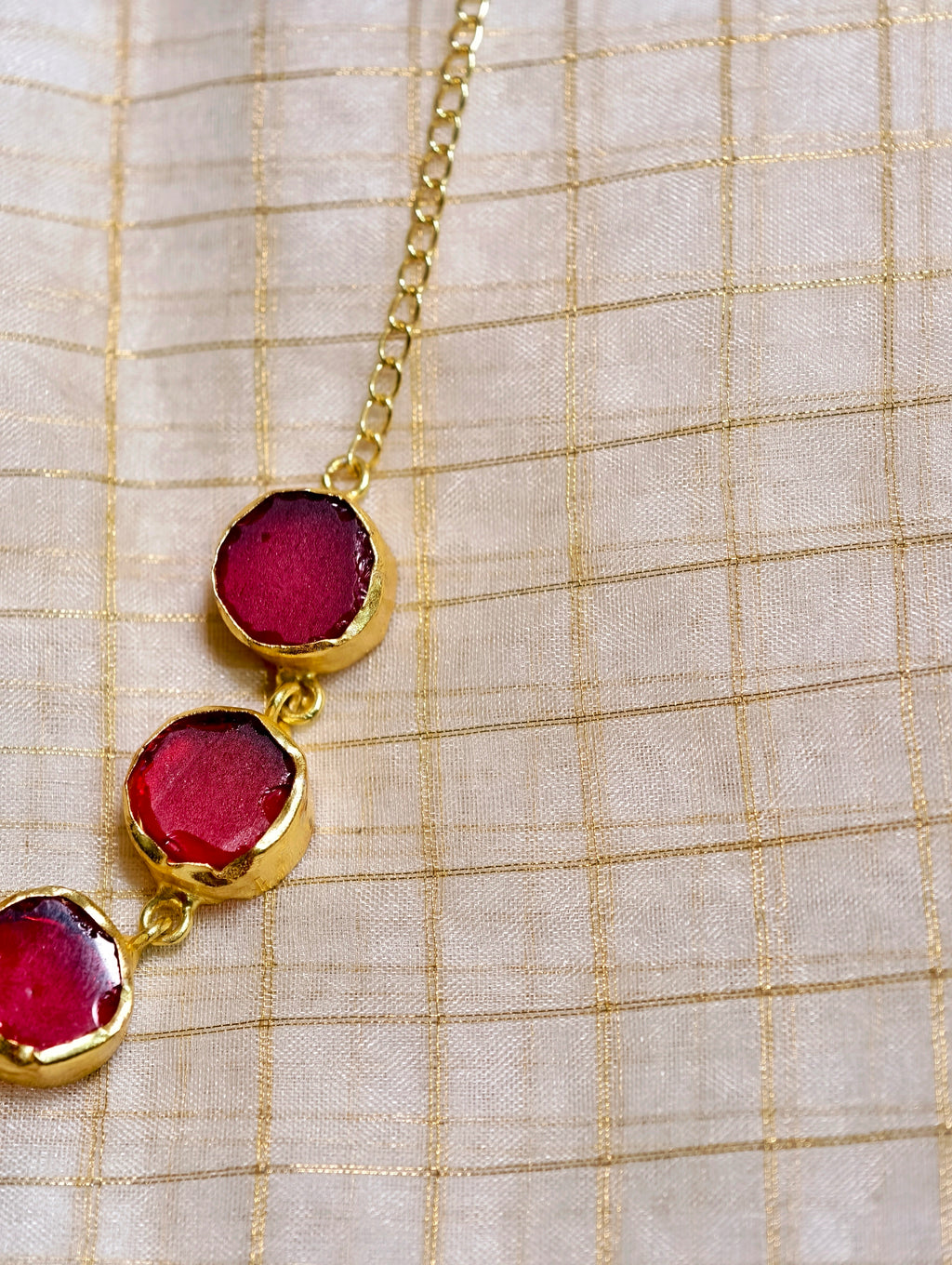 Red and Blue Stone brass necklace set | GJNS032