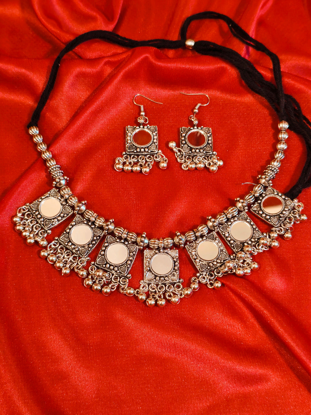 Mirror finish oxidised silver necklace set | GJNS060