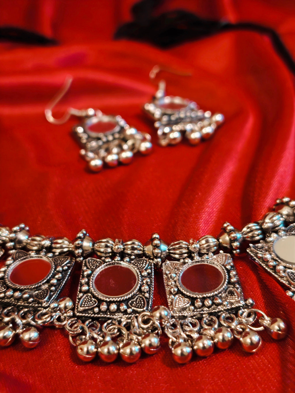 Mirror finish oxidised silver necklace set | GJNS060