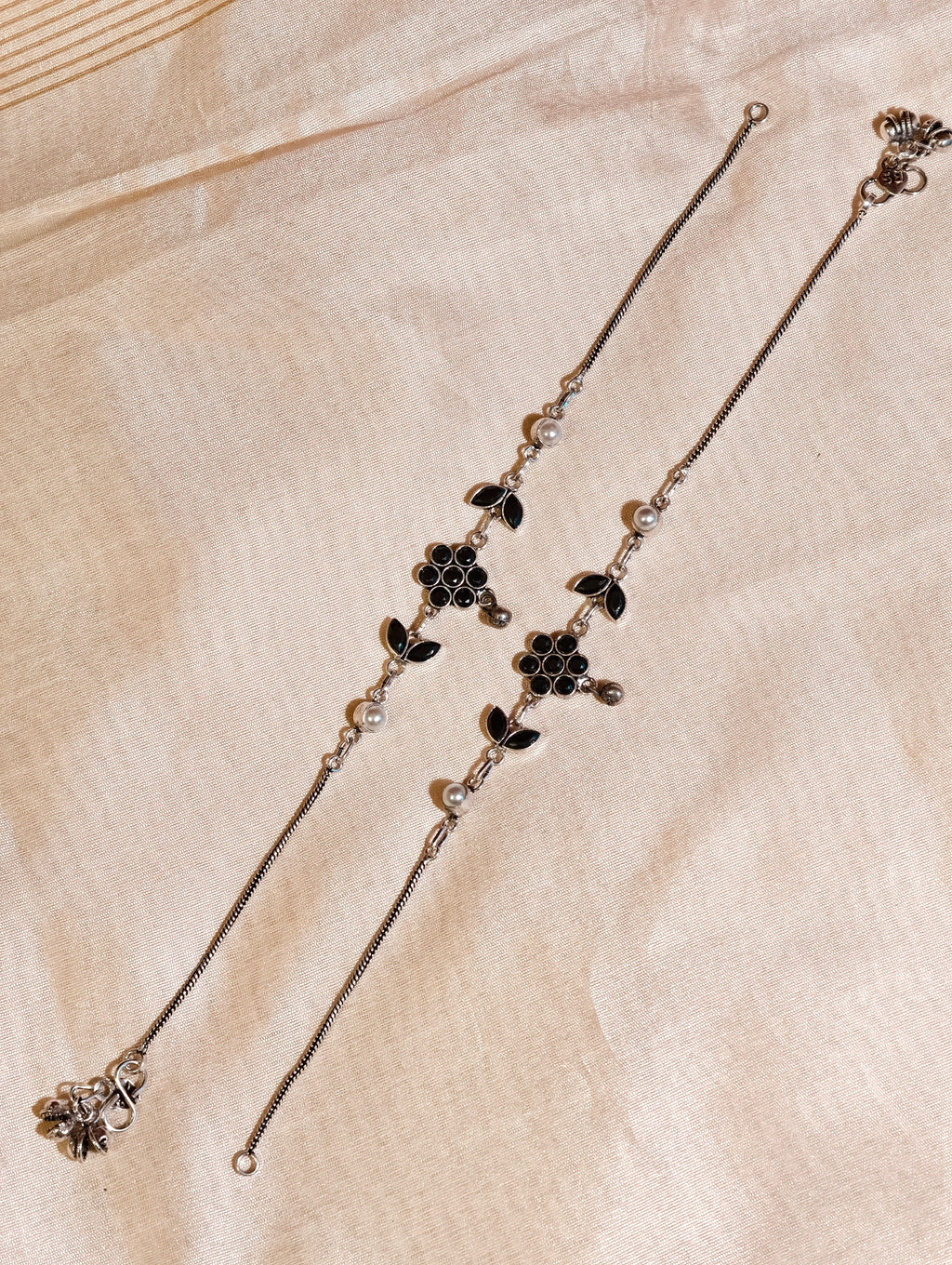 Flower motif oxidised silver | GJAK007