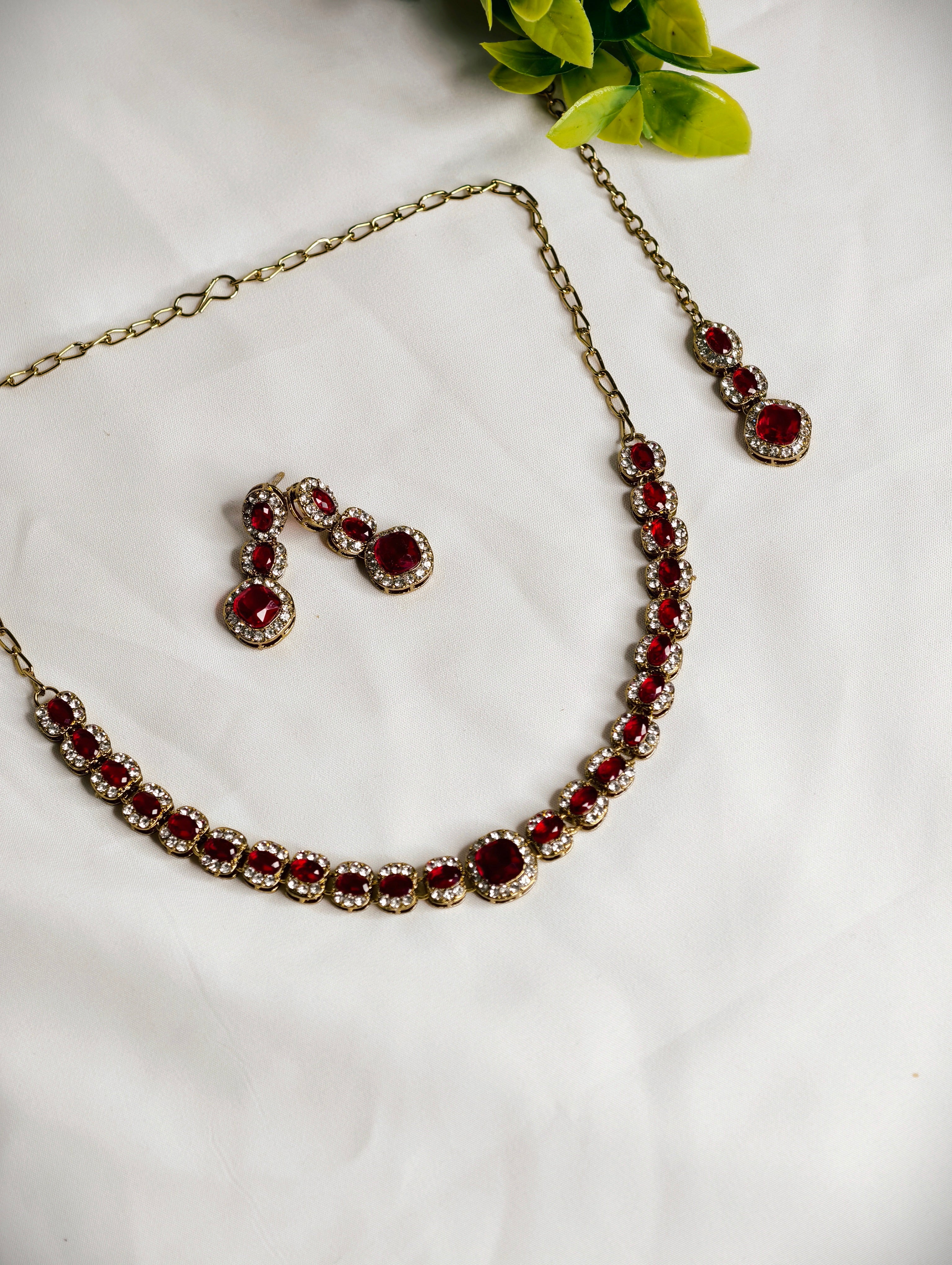 Necklace Set with Maang Tikka | GJNS088