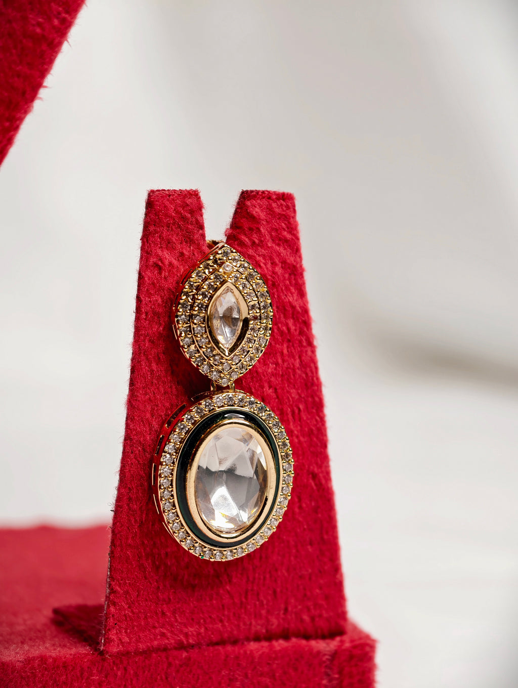 Kundan necklace set with white Polki Stones