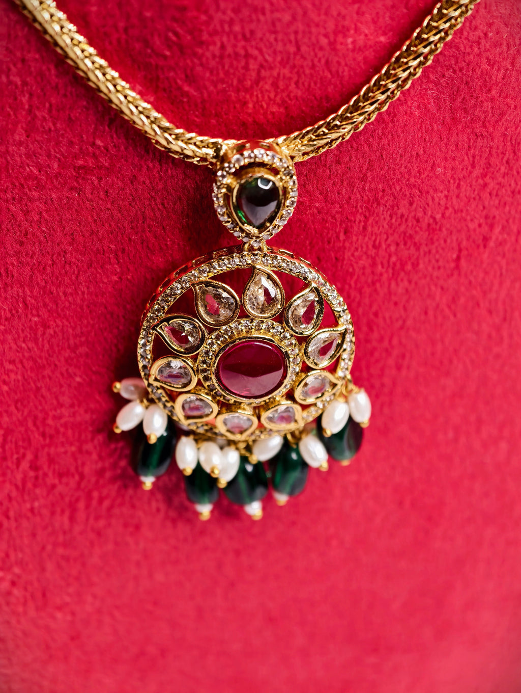 Jadau Kundan Pendant Necklace