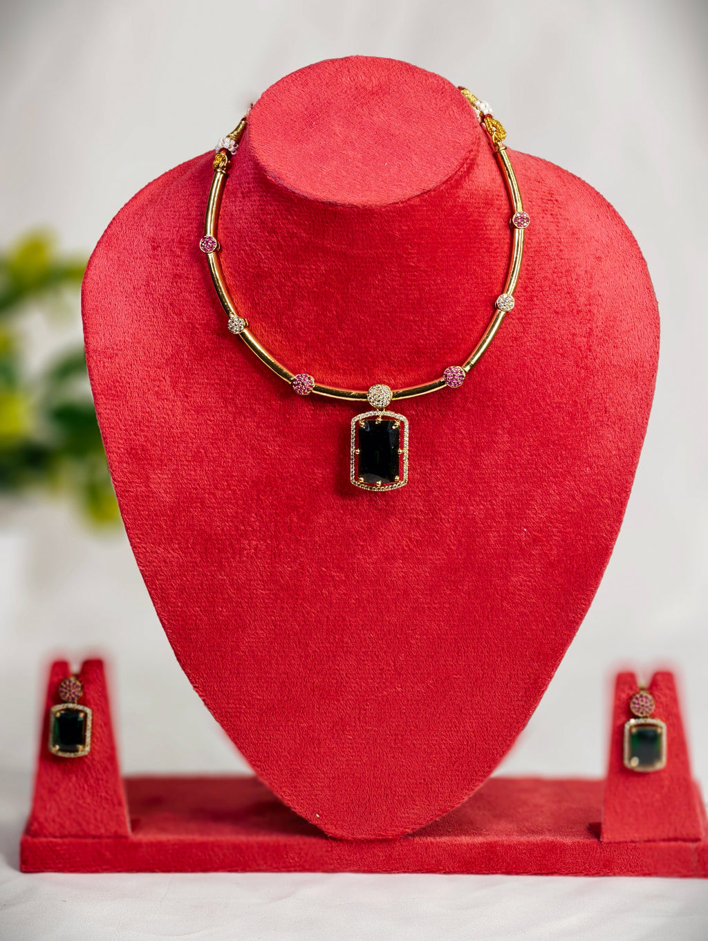 Green Pendant Hasli Necklace Set | GJNS064