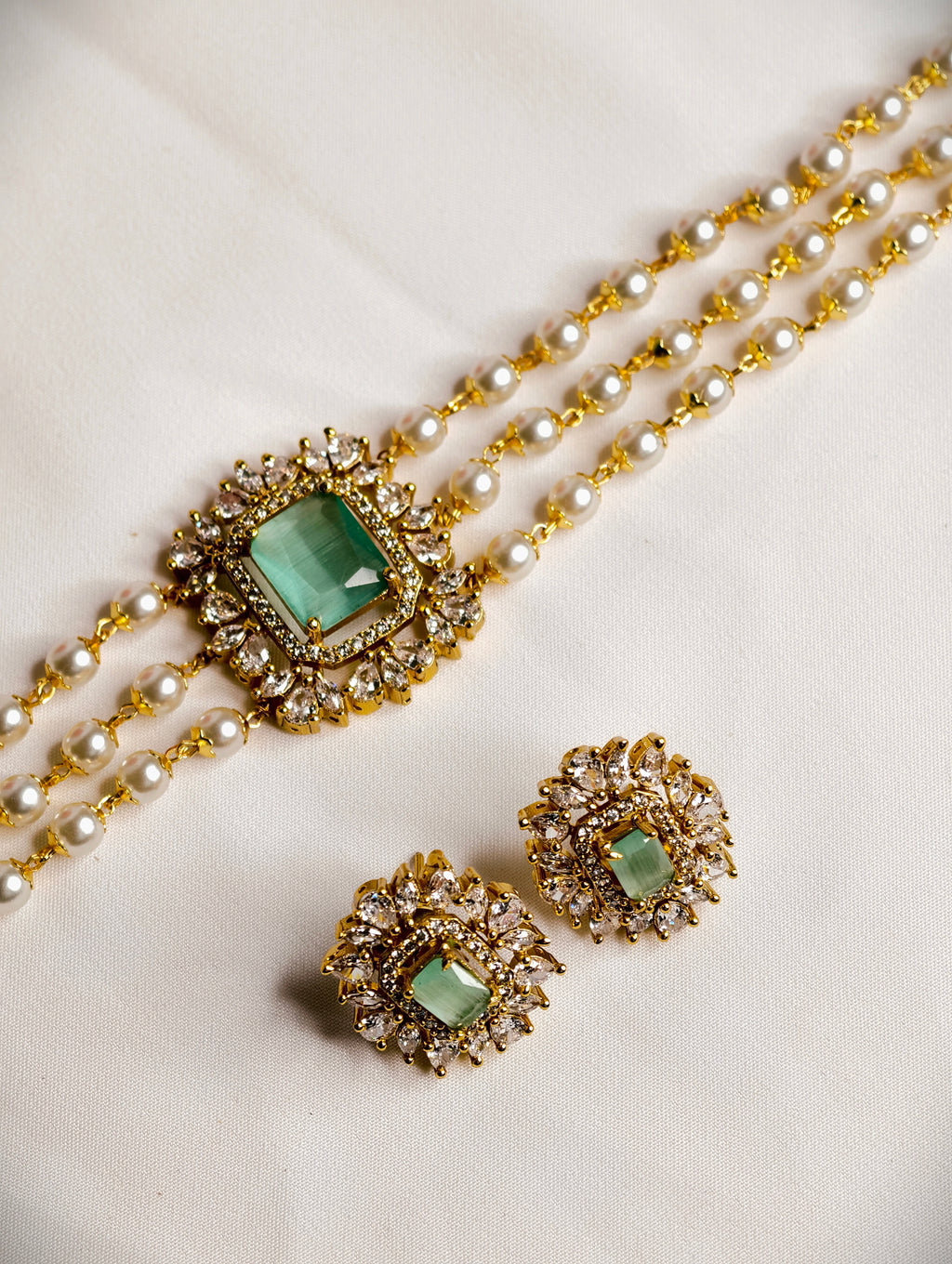 Choker set