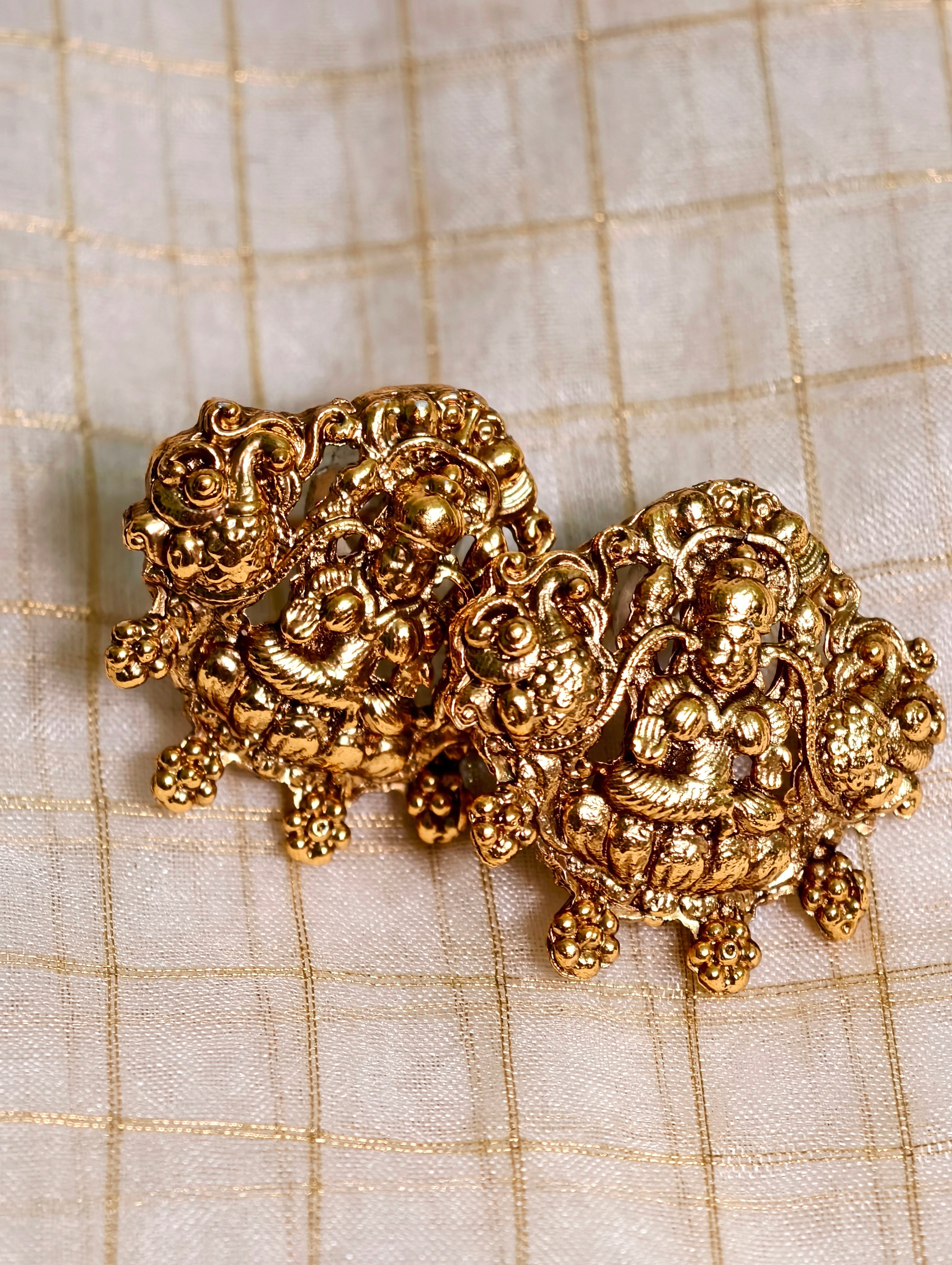 Antique Finish Lakshmi Devi necklace set| GJNS041